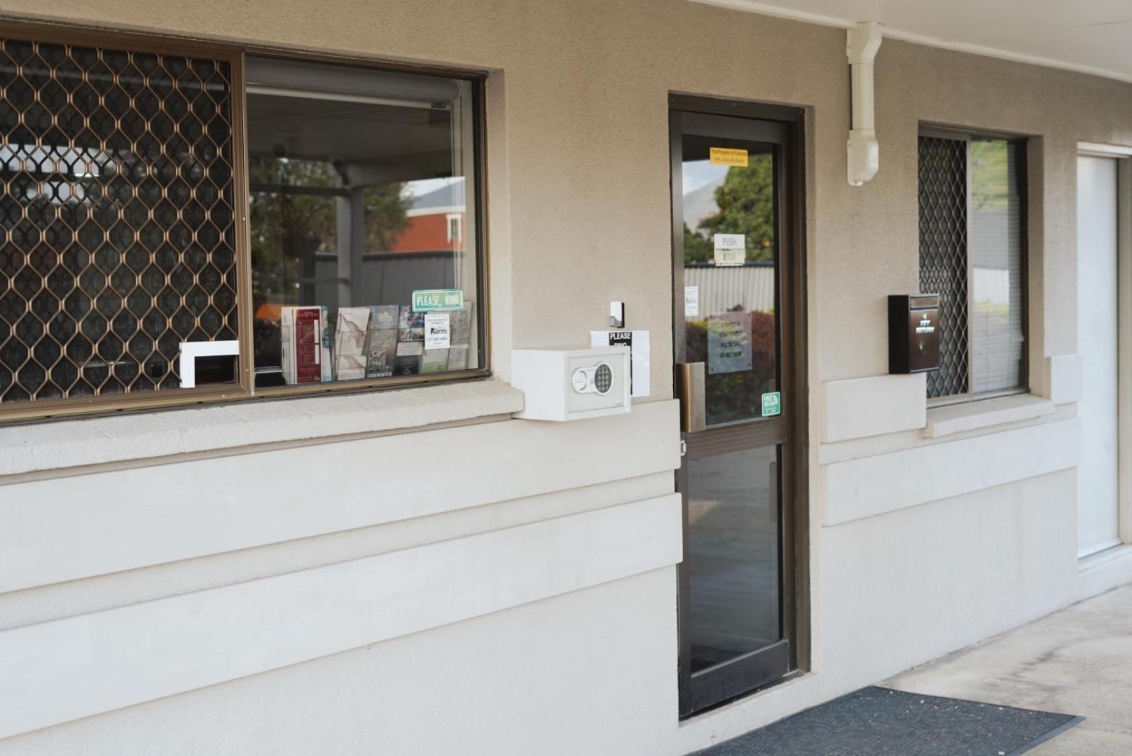 Porky'S Motel Rockhampton Luaran gambar