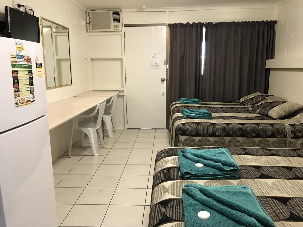 Porky'S Motel Rockhampton Luaran gambar